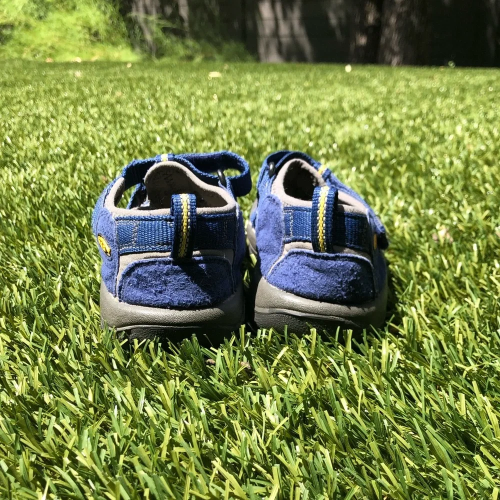 Keen Newport H2 in Blue Depths / Gargoyle